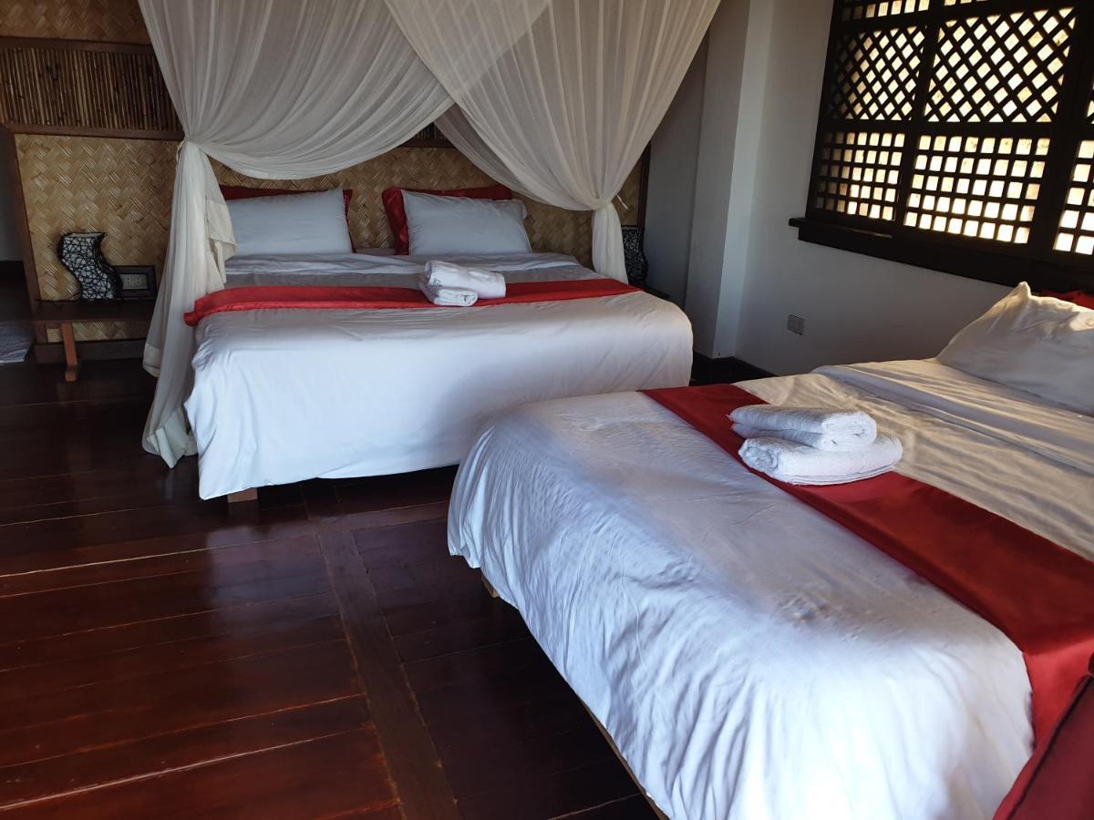 Miley Lodging Restobar New Busuanga Exterior foto